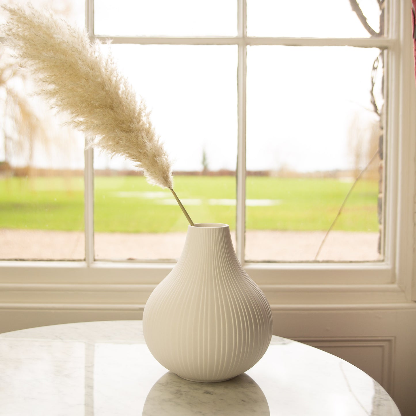 Large White Ceramic Vase 21cm