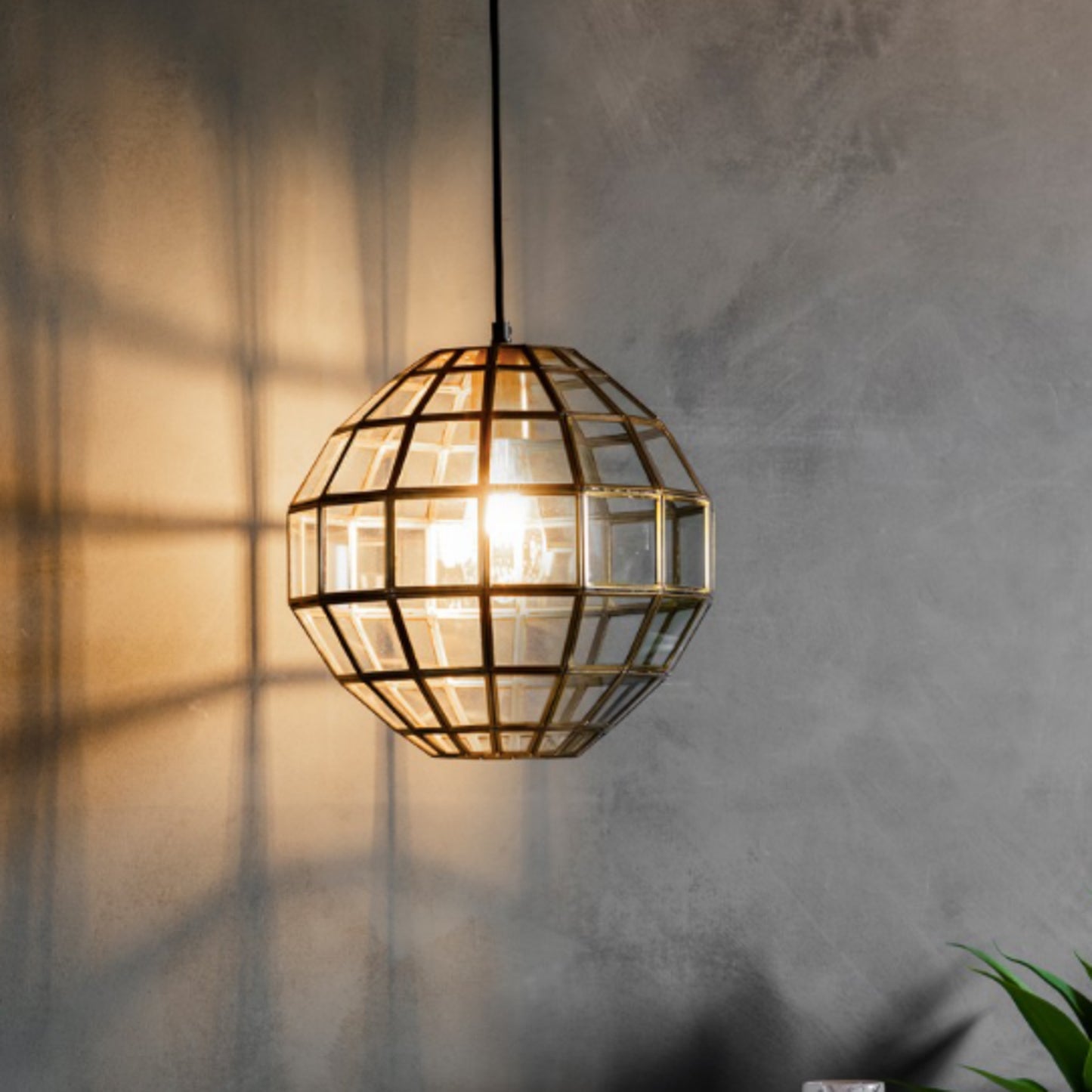Matteus Gold Pendant