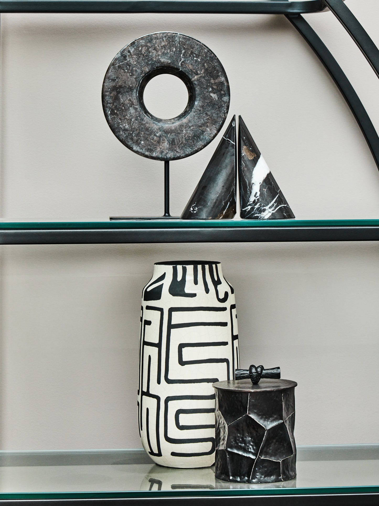 Hazel Black & White Vase
