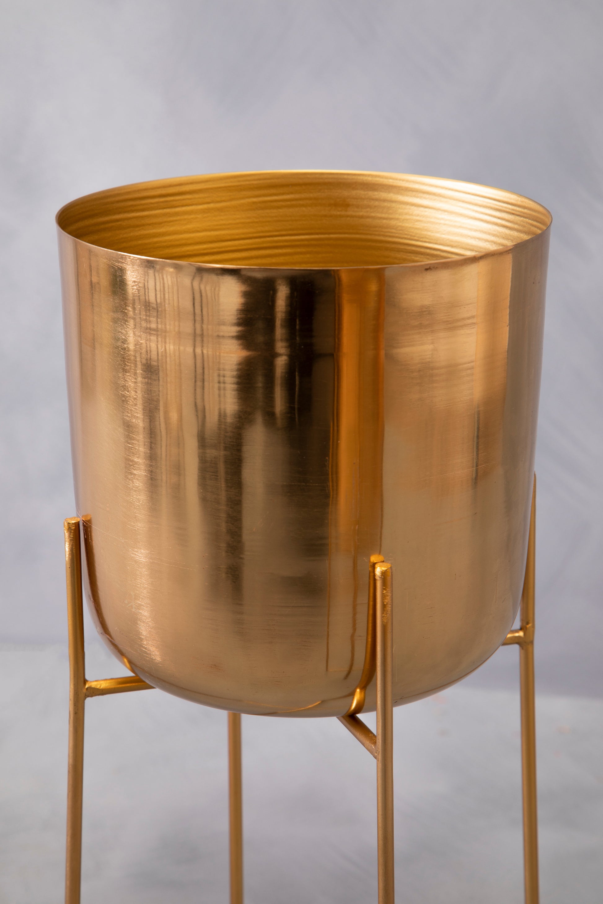 Fiona Golden Floor Planter