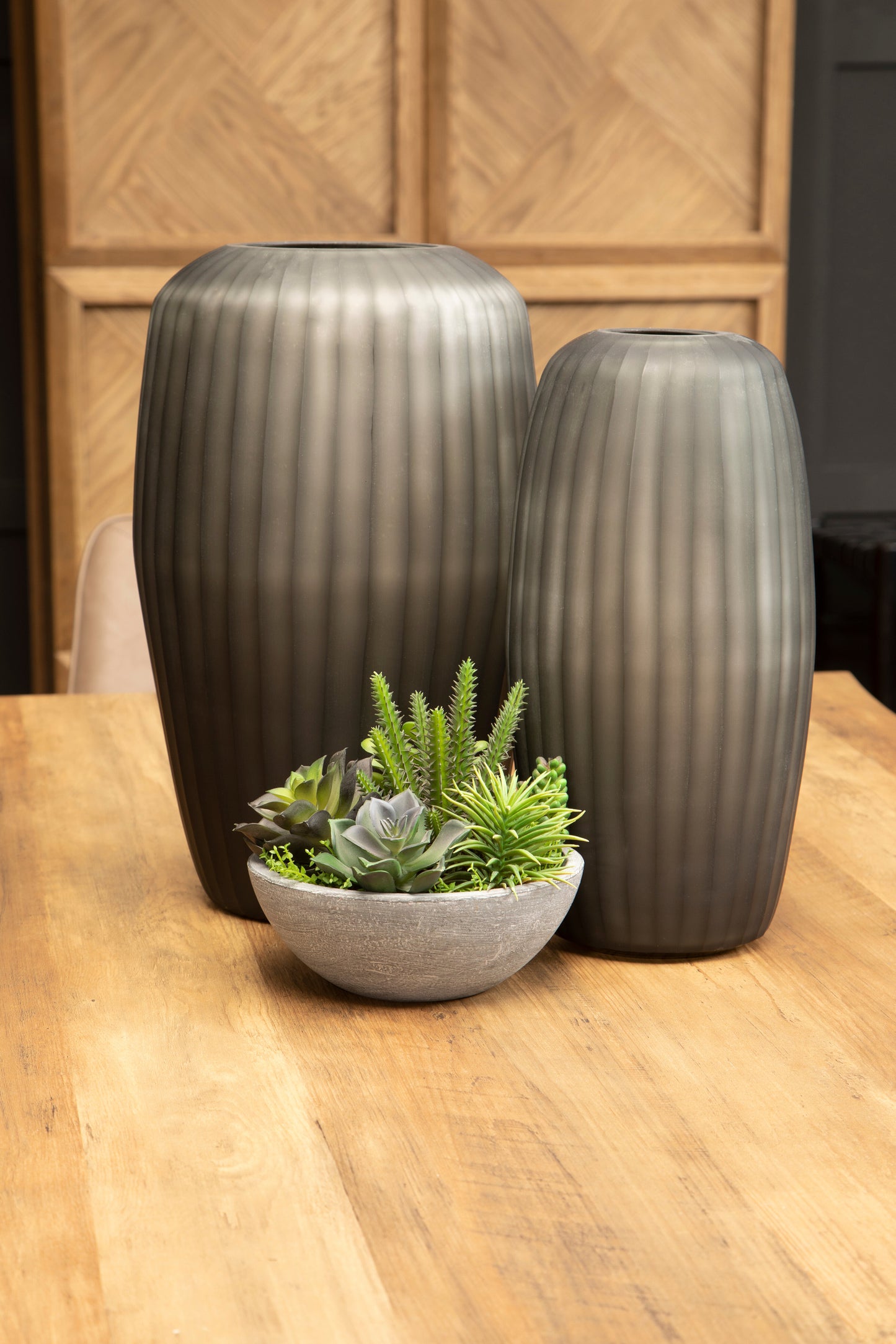 Emily Modern Black Vase