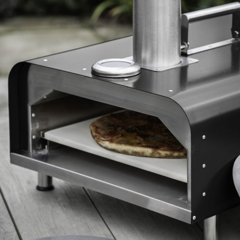 Black Pizza Oven (wood pellet)
