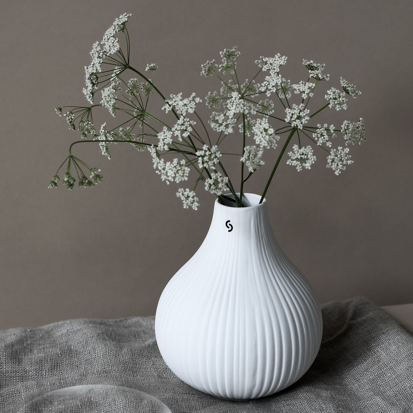 Large White Ceramic Vase 21cm