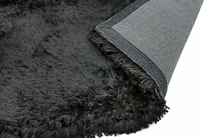 Plush Black Rug 393